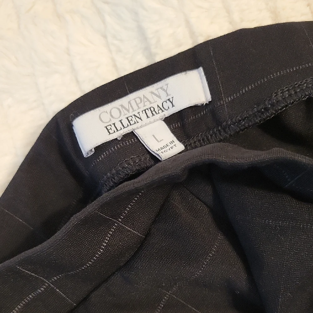 Ellen Tracy Black Dress Pants Sleek Tapered Design Thin Stripe Checkered Design - Picture 2 of 7